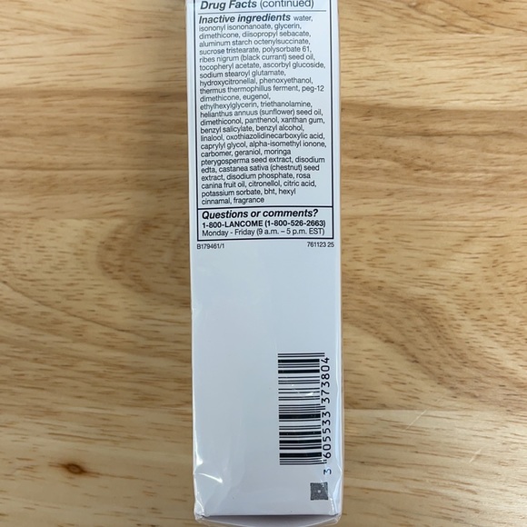 Lancôme Bienfait Multi Vital Sunscreen Lotion (D5) - Picture 4 of 4